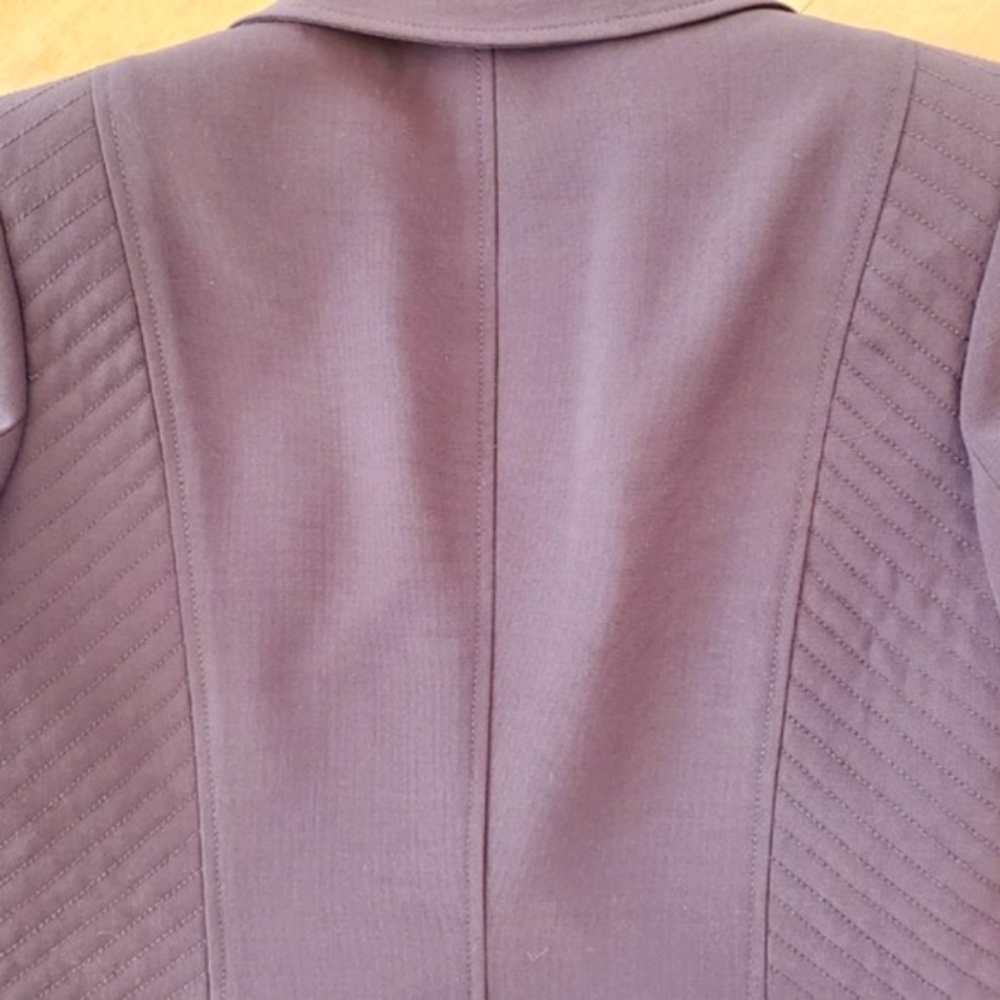 Burgundy New Vintage Designer's Wool Suit, 6 - Picture 6 of 12